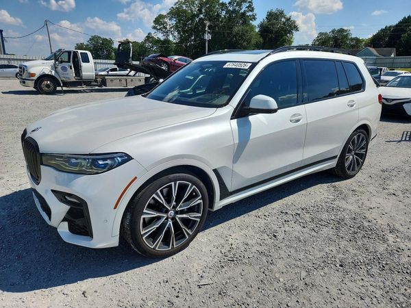 2022 BMW X7