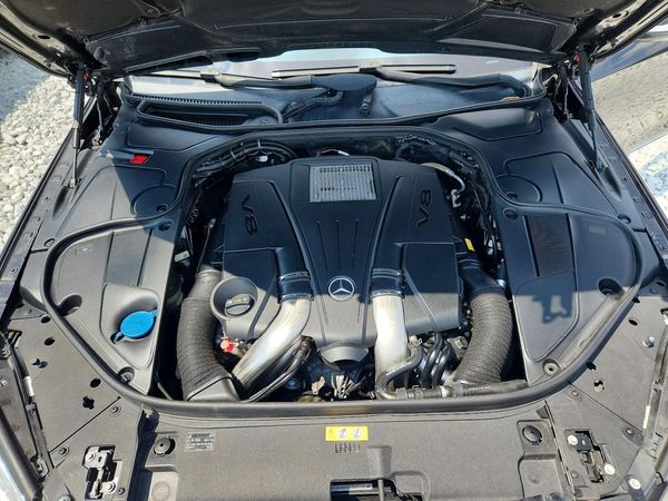 2014 MERCEDES-BENZ S S550 — Engine bay
