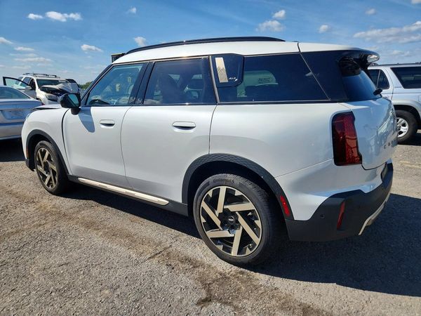 2025 MINI COUNTRYMAN