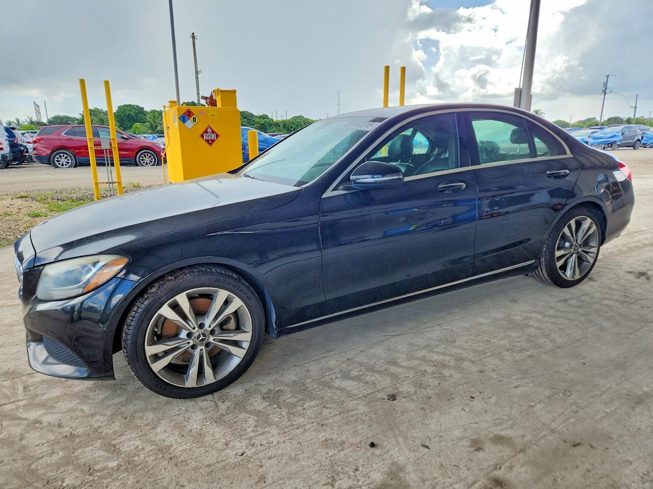 2017 MERCEDES-BENZ C C300