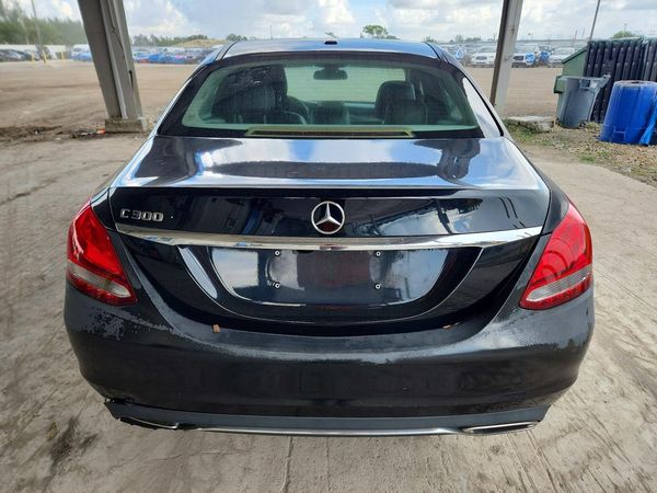 2017 MERCEDES-BENZ C C300