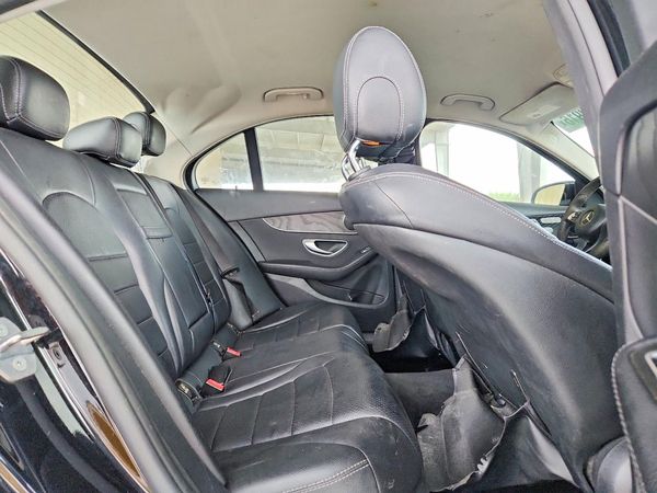 2017 MERCEDES-BENZ C C300