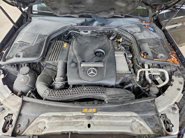 2017 MERCEDES-BENZ C C300
