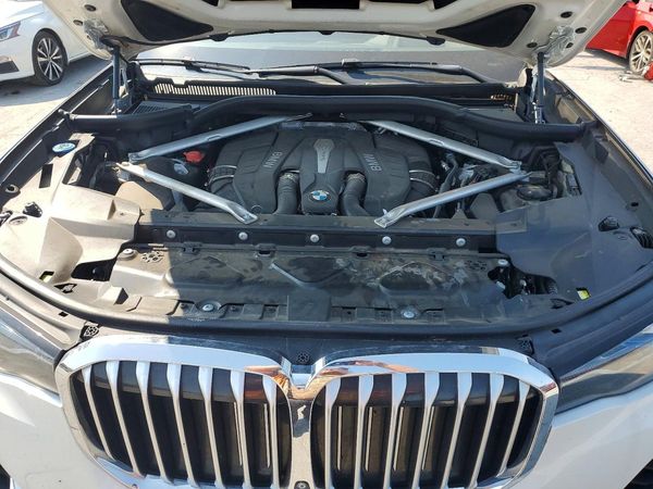 2019 BMW X7 xDrive50i