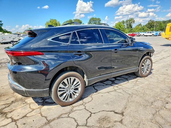 2021 TOYOTA VENZA