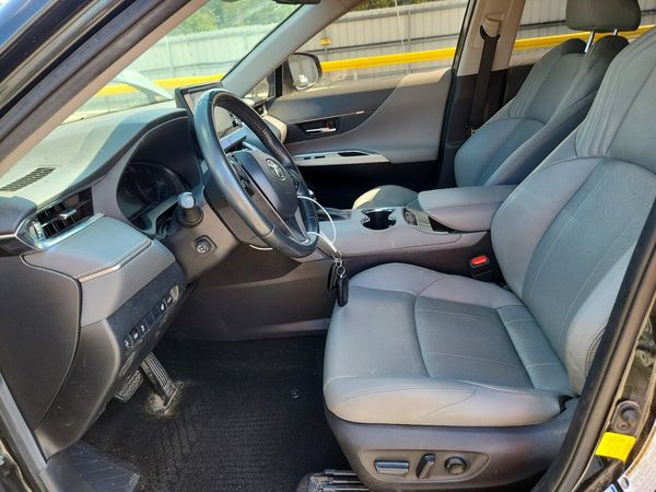 2021 TOYOTA VENZA