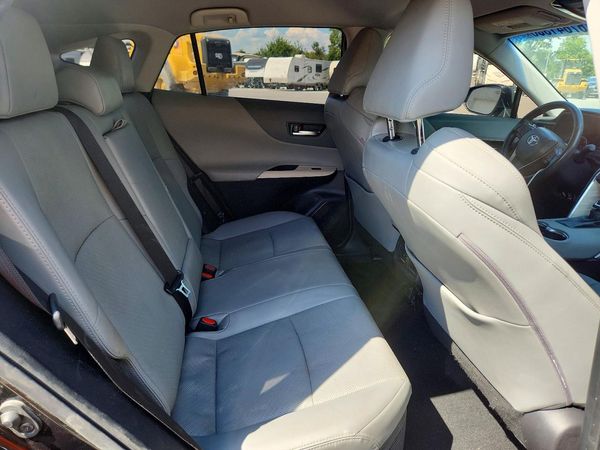 2021 TOYOTA VENZA