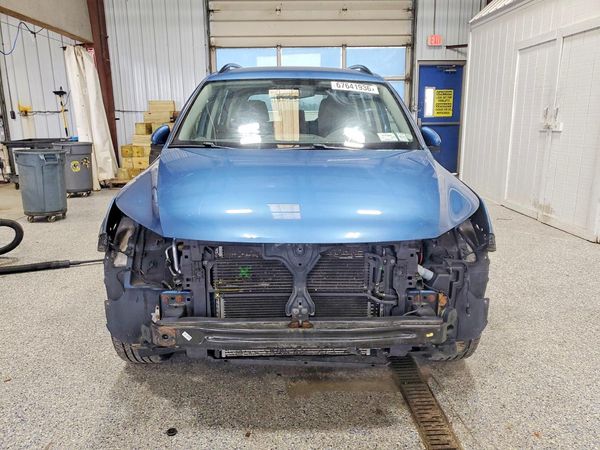 2018 VOLKSWAGEN TIGUAN LIM 4Motion Base — DIRF