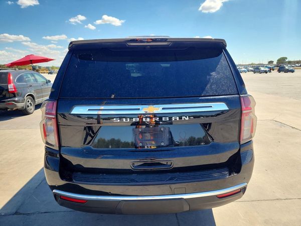 2021 CHEVROLET SUBURBAN LS