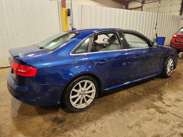 2015 AUDI A4 quattro Premium Plus