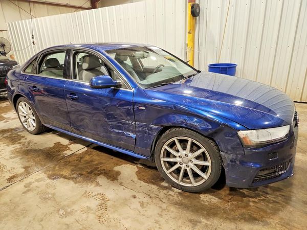 2015 AUDI A4 quattro Premium Plus