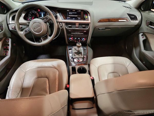 2015 AUDI A4 quattro Premium Plus