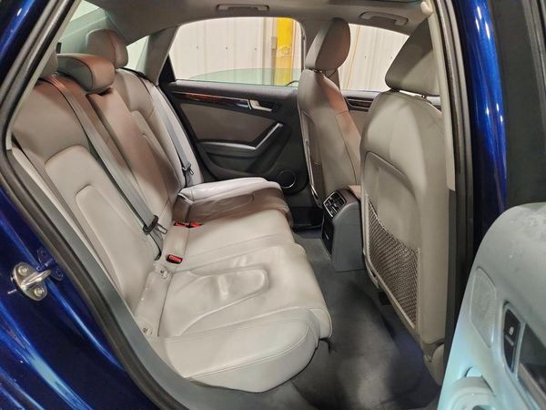 2015 AUDI A4 quattro Premium Plus
