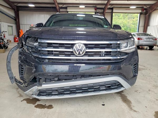 2021 VOLKSWAGEN ATLAS CROSS SPORT 4Motion SE