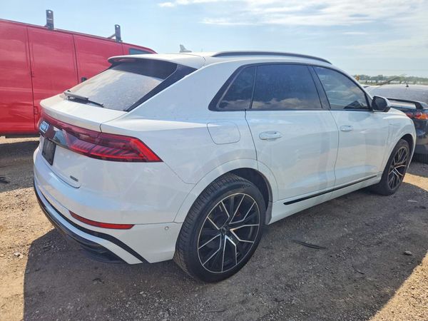 2019 AUDI Q8 S Line quattro Prestige