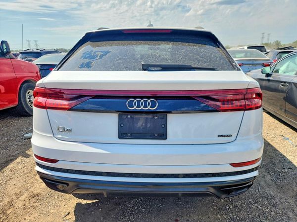 2019 AUDI Q8 S Line quattro Prestige