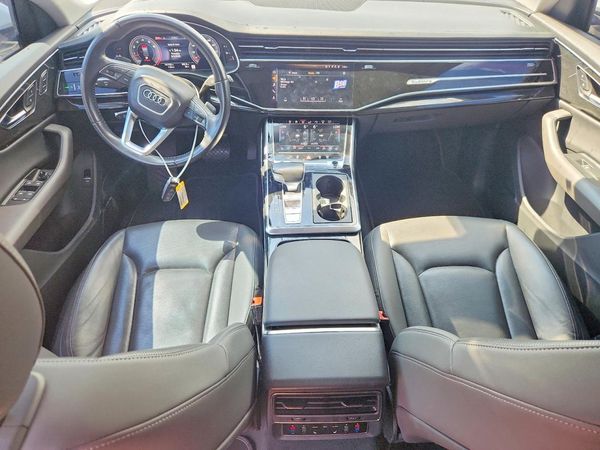 2019 AUDI Q8 S Line quattro Prestige
