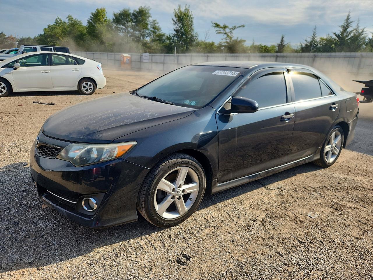 2013 TOYOTA CAMRY
