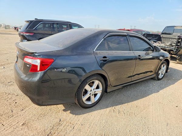 2013 TOYOTA CAMRY