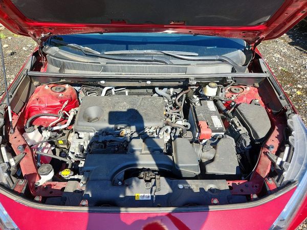 2023 TOYOTA RAV4 LE — Engine bay