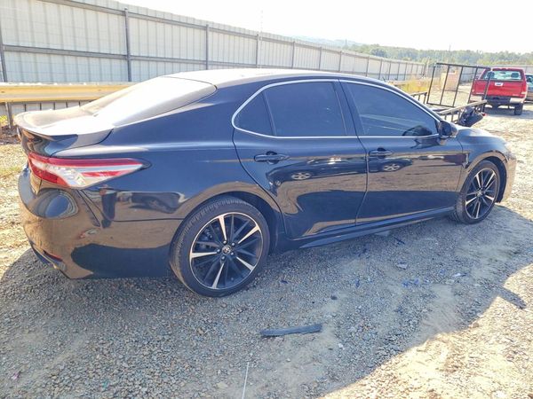 2017 TOYOTA CAMRY