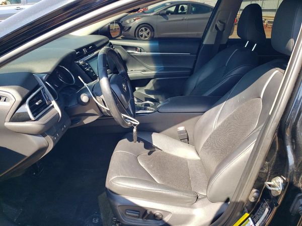 2017 TOYOTA CAMRY