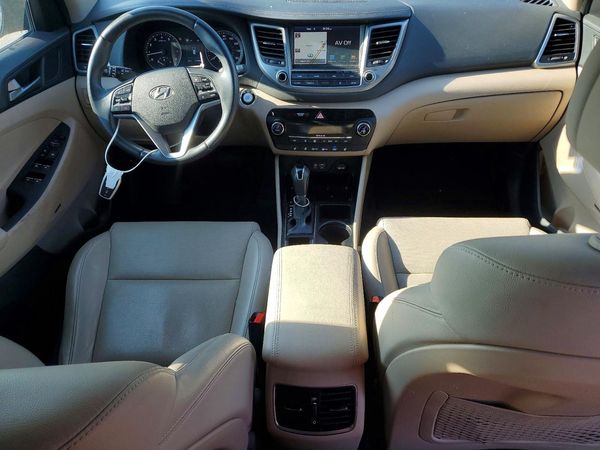 2018 HYUNDAI TUCSON