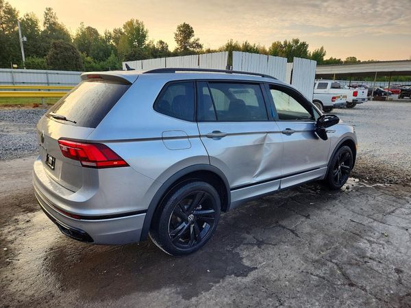 2023 VOLKSWAGEN TIGUAN