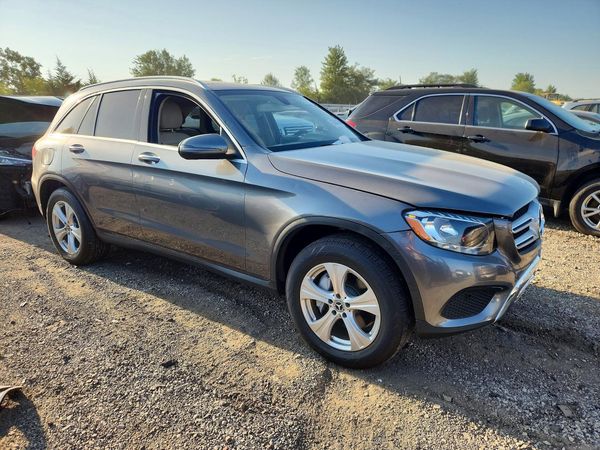 2017 MERCEDES-BENZ GLC GLC300