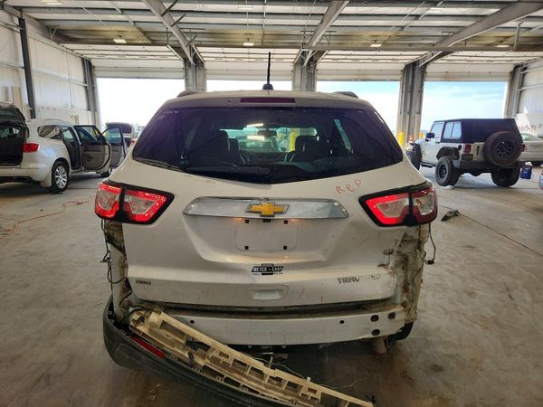 2016 CHEVROLET TRAVERSE 2LT