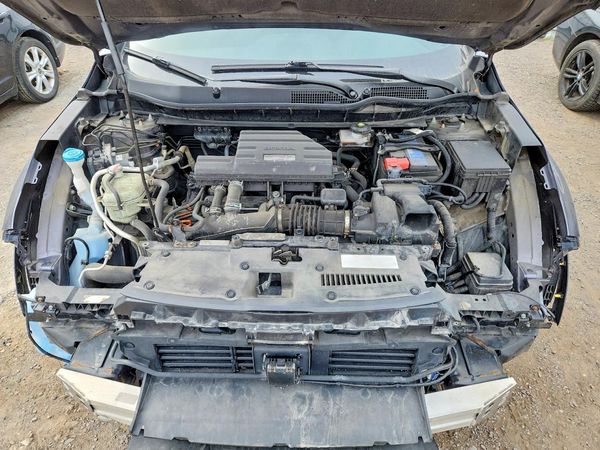 2020 HONDA CR-V TOURING — Engine bay