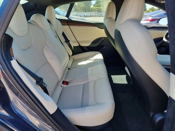 2022 TESLA MODEL S