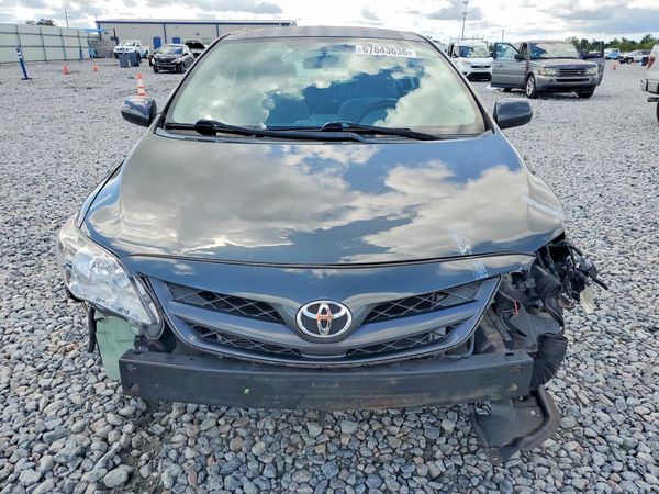 2012 TOYOTA COROLLA