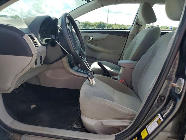 2012 TOYOTA COROLLA