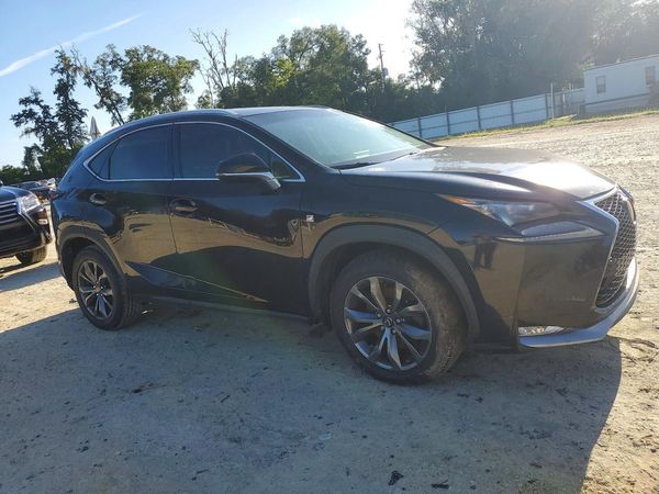 2017 LEXUS NX 200t Luxury — Passenger 3/4