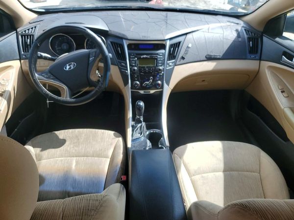 2012 HYUNDAI SONATA Middle-low level