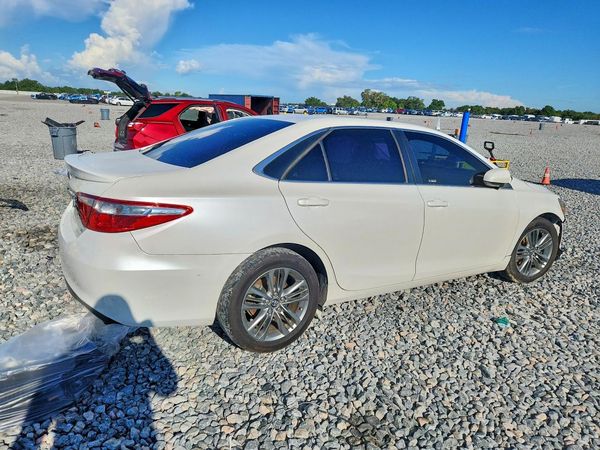 2017 TOYOTA CAMRY