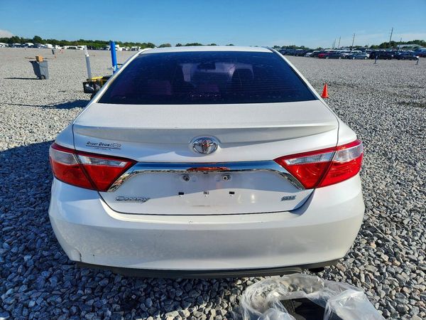 2017 TOYOTA CAMRY