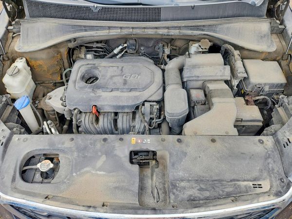 2020 KIA SORENTO L, LX, S — Engine bay