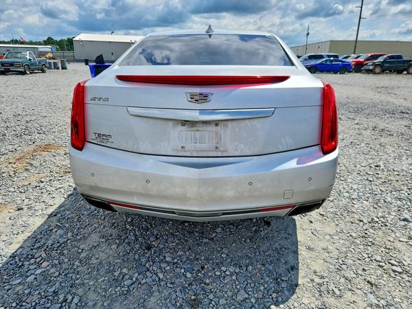 2017 CADILLAC XTS Luxury