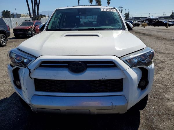 2020 TOYOTA 4RUNNER