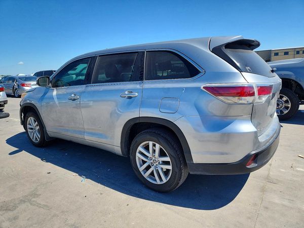 2016 TOYOTA HIGHLANDER