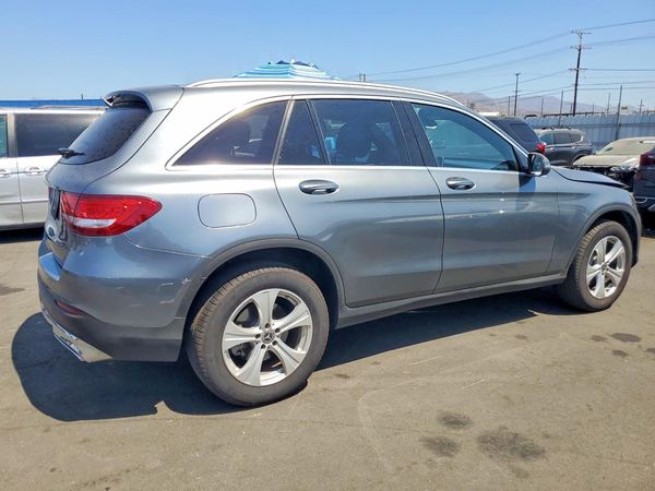 2018 MERCEDES-BENZ 300