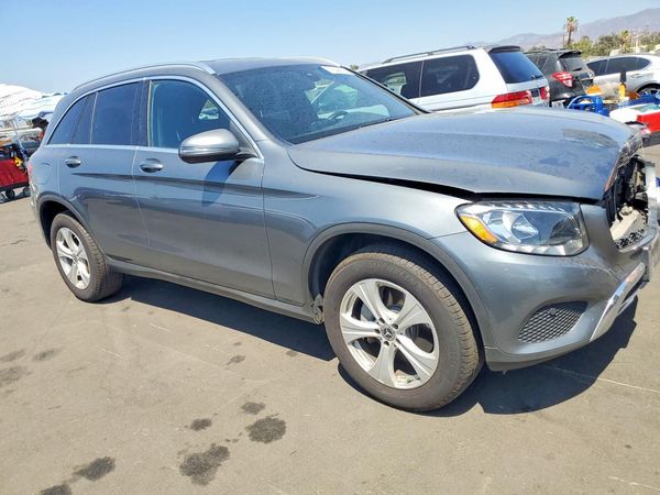2018 MERCEDES-BENZ 300
