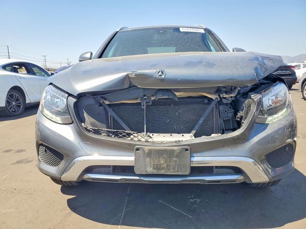 2018 MERCEDES-BENZ 300