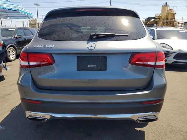 2018 MERCEDES-BENZ 300