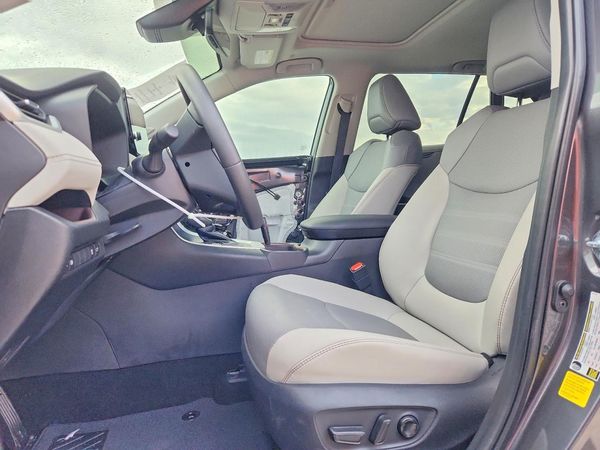 2025 TOYOTA RAV4