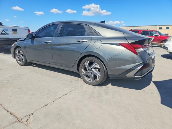 2025 HYUNDAI ELANTRA