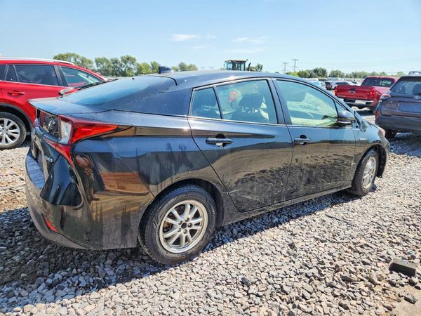 2021 TOYOTA PRIUS