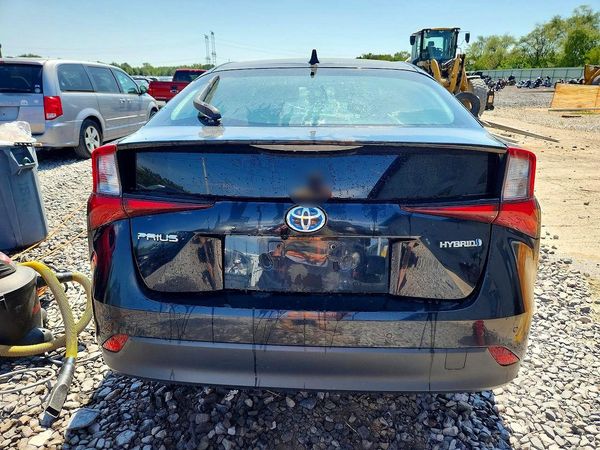 2021 TOYOTA PRIUS